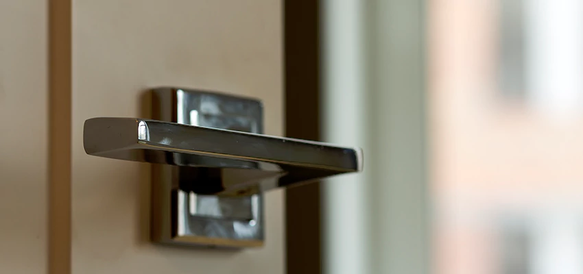 Door Lever Knob Repair in Lamont, California